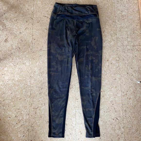 Camouflage and mesh leggings - Picture 1 of 2